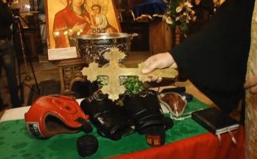 ВИДЕО: Молитвата за успех на Кобрата и прогнозата на отец Йордан
