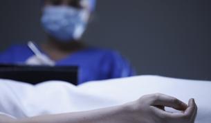 Обявена за починала полякиня се събуди в моргата