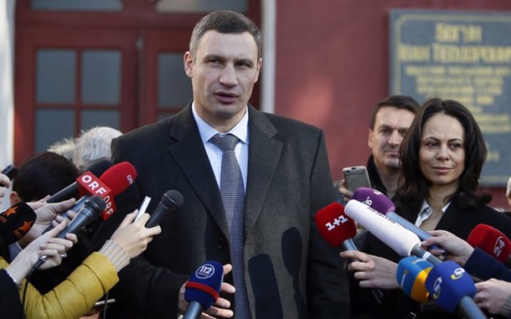 Виталий Кличко: Владимир се движи като танцьорка, но се бие като мъж