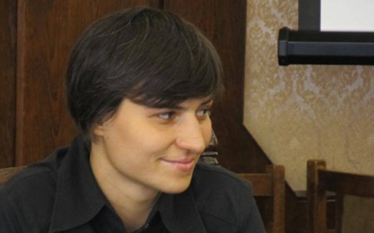 Стойка Петрова на четвъртфинал на световното по бокс