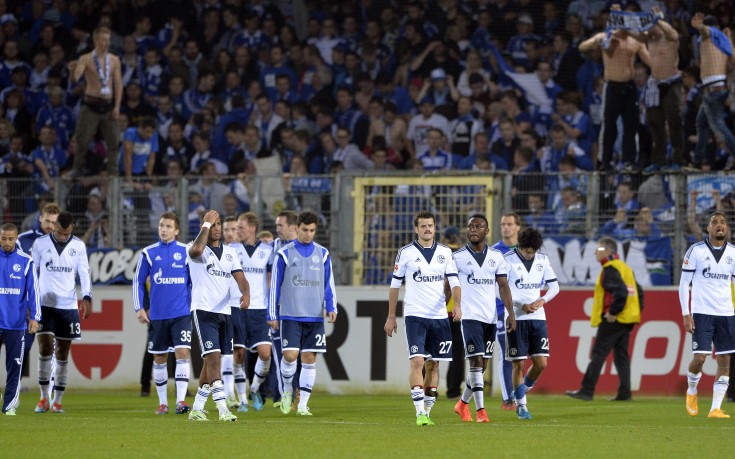 ВИДЕО: В Шалке притеснени от Волфсбург