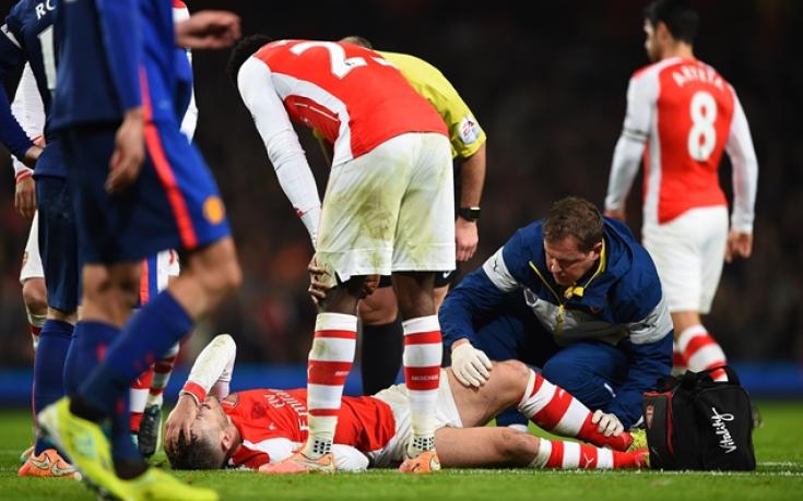 Уилшър аут за 3 месеца, чака го операция