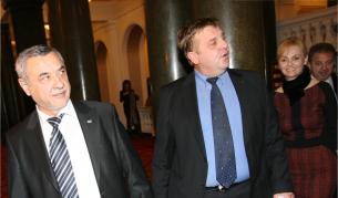 ПФ поиска КСНС заради Украйна и Близкия изток