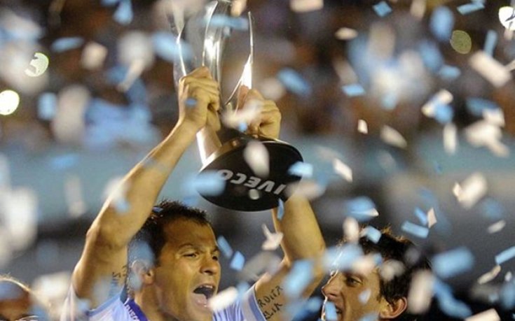 Расинг спечели титлата в Аржентина