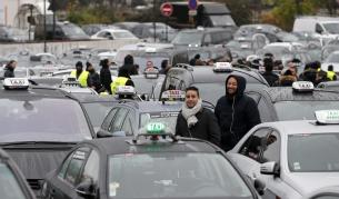 Франция забранява „Юбер“