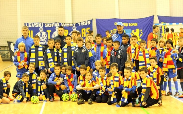 Всички участници в турнира