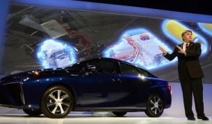 „Тойота“ отвори патентите си за водородни коли