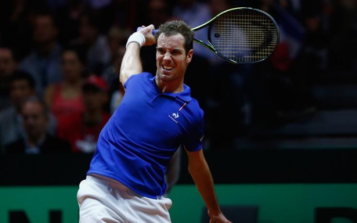 Спортисти изказаха съболезнования след трагедията в Париж