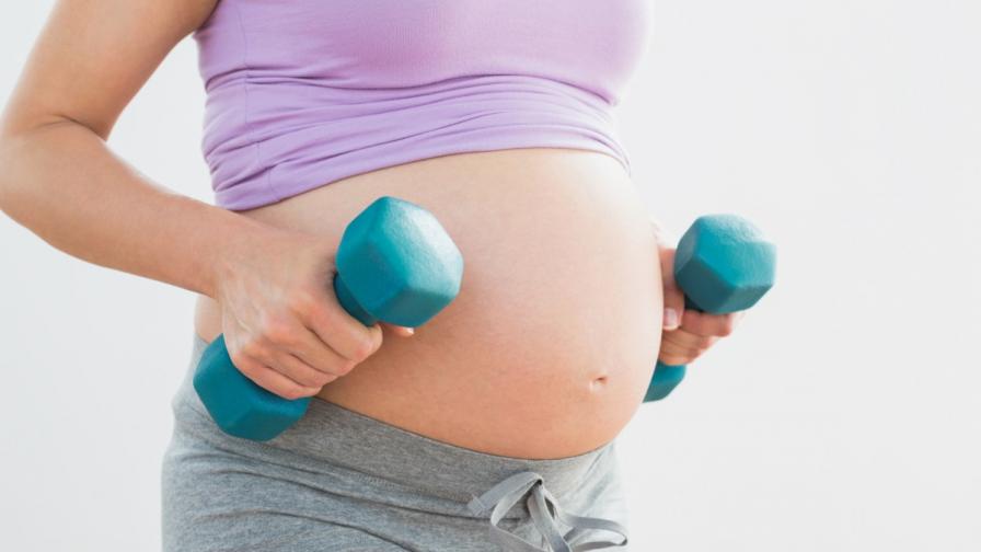 Упражненията по време на бременност помагат за здраво сърце на детето