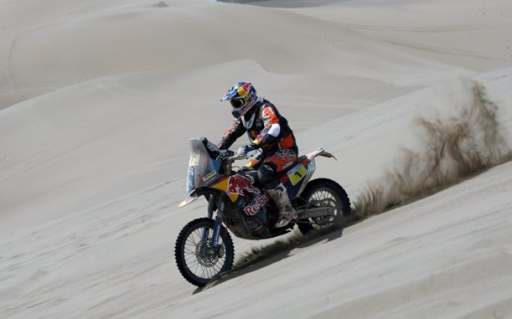 Марк Кома поведе при мотоциклетистите в рали Дакар