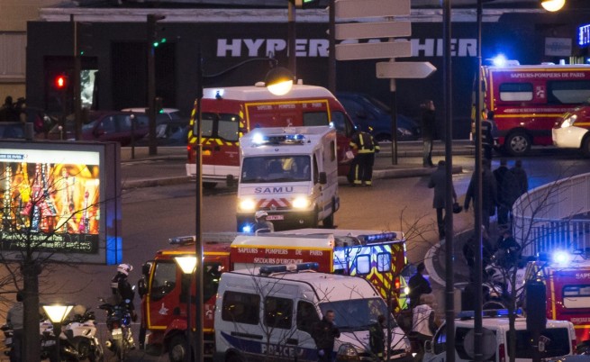 Нападенията в Париж: Имало ли е и четвърти съучастник?