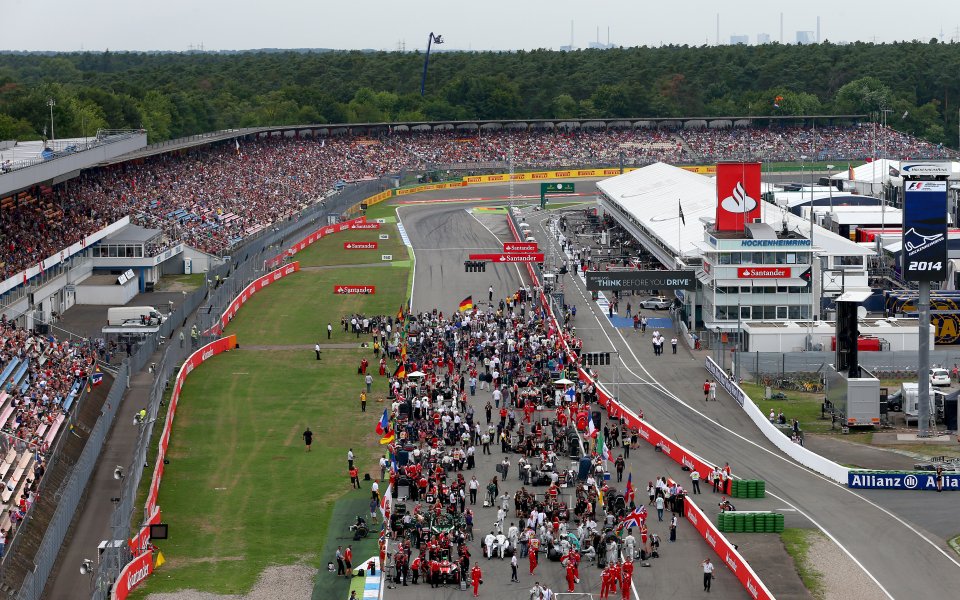 ФИА промени началния час на пет състезания от Формула 1