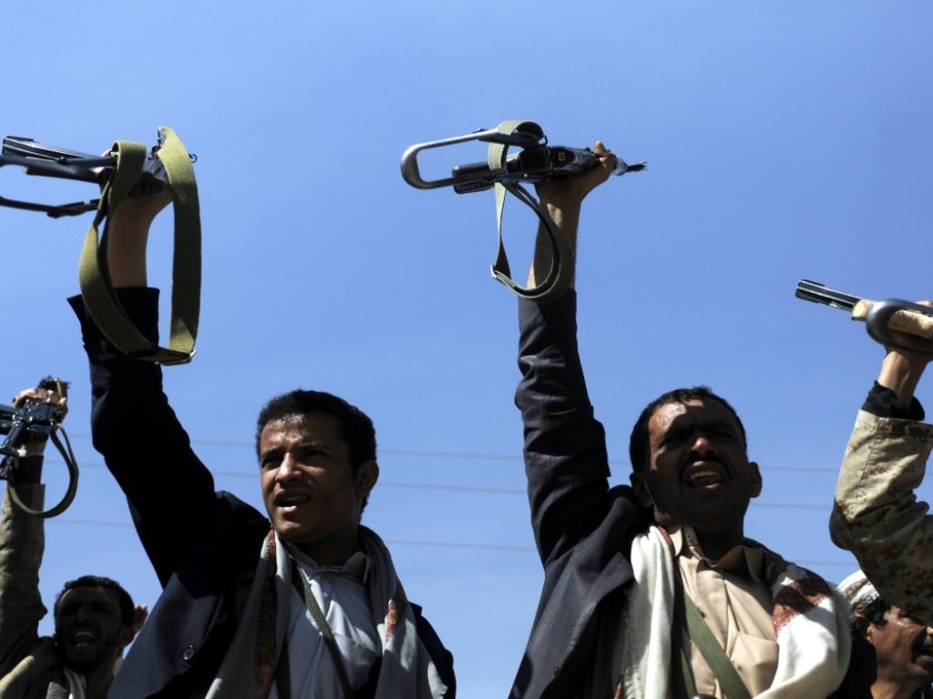 Крилата ракета с наземно базиране изстреляна от Йемен от контролиран