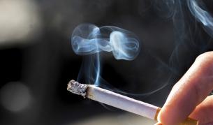 Обсъждат пак забраната за пушене на закрито