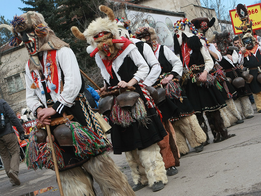 Фестивал Сурва 2015 Перник