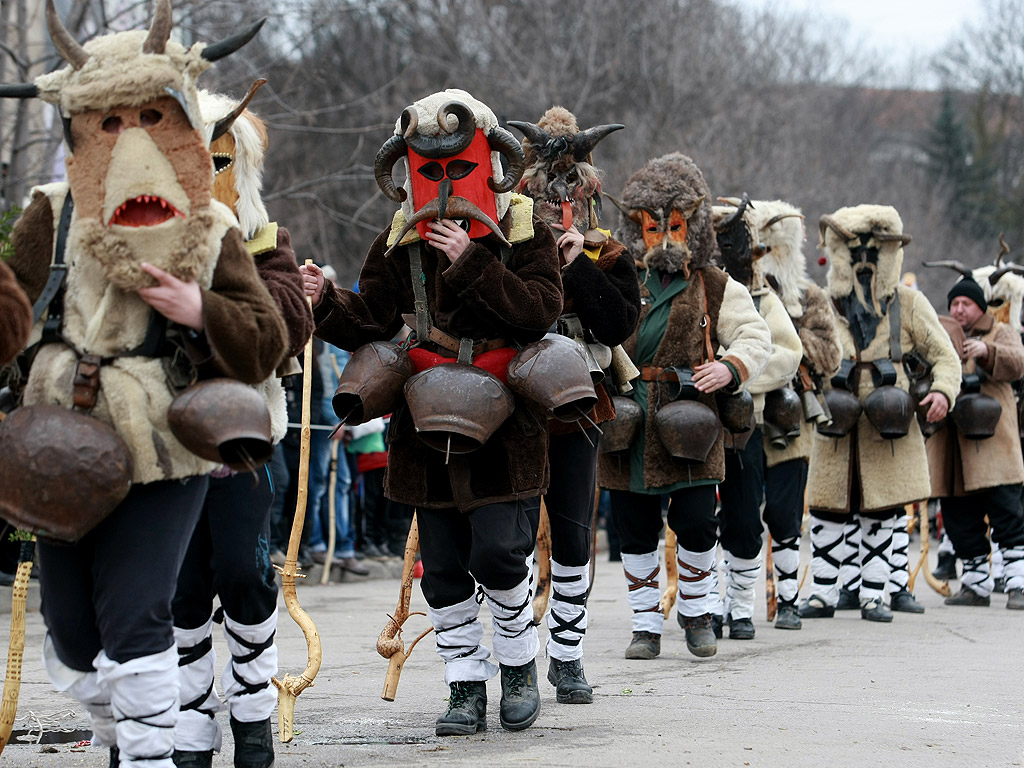 Фестивал Сурва 2015 Перник