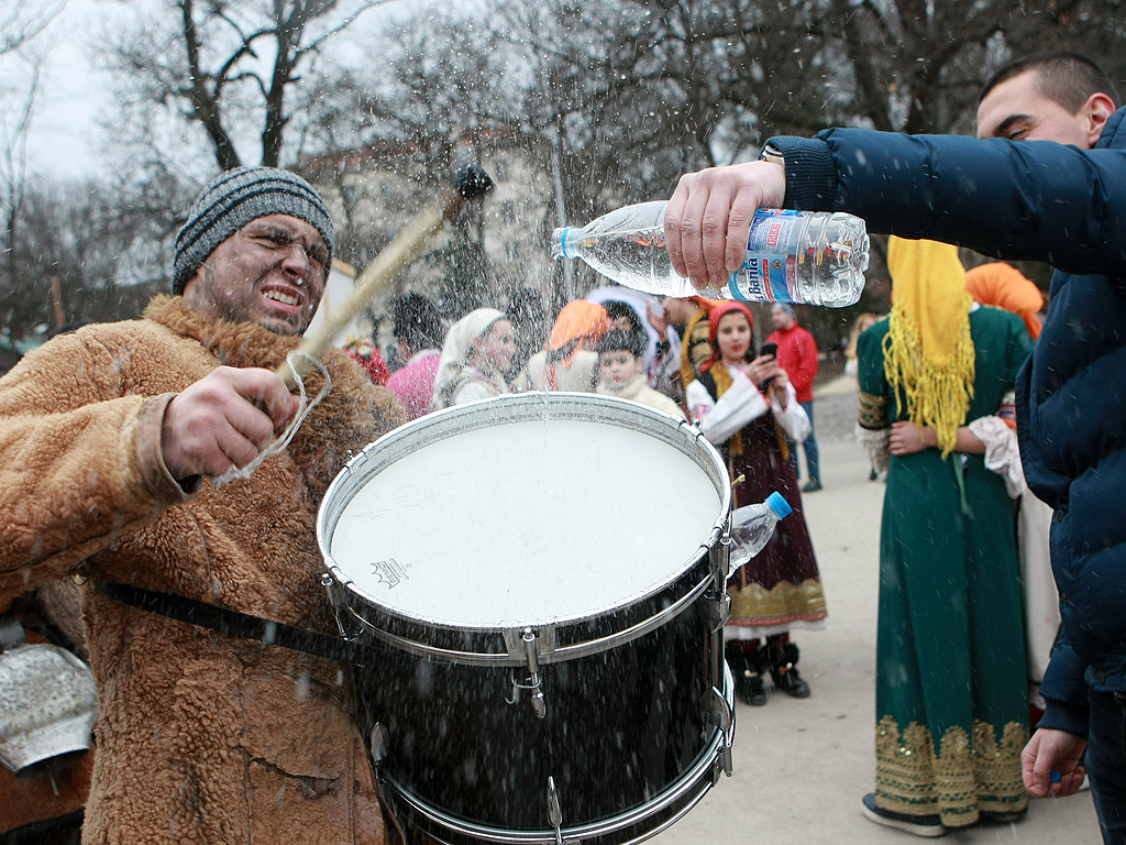 Фестивал Сурва 2015 Перник