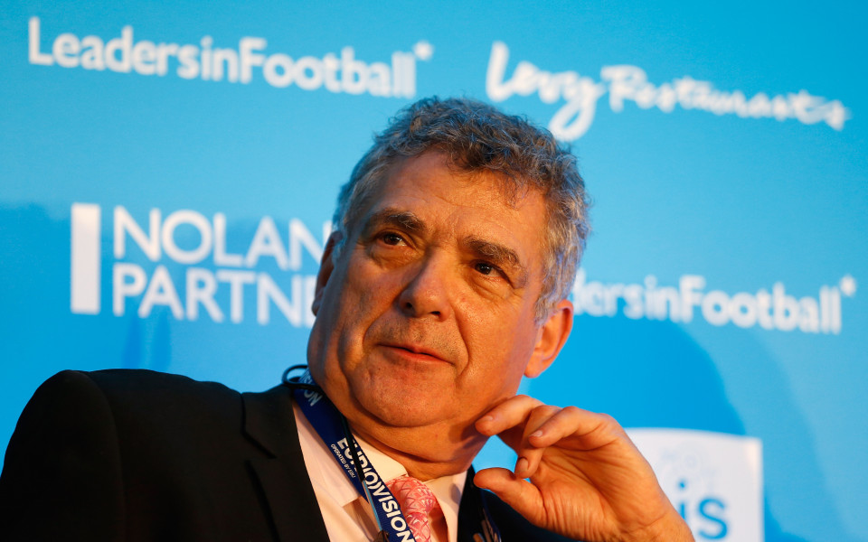 Корумпираният Вияр даде оставка и в УЕФА