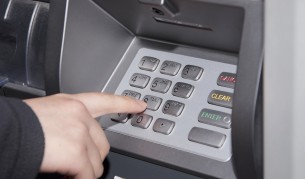 Крадци взривиха банкомат край Самоков