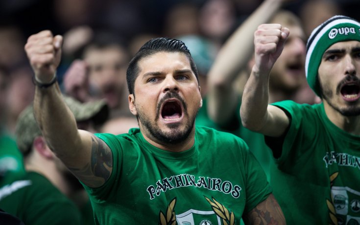 СНИМКИ: Безредици и фойерверки белязаха голямото дерби на Гърция