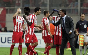 Босът на Олимпиакос одруса играчите си с огромна глоба