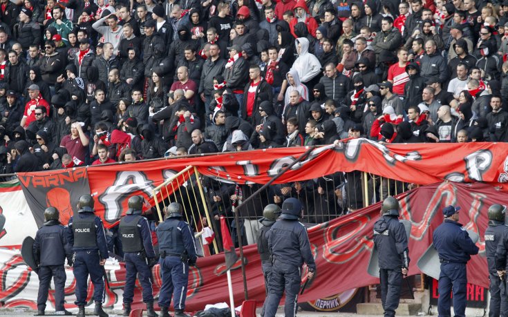 Локо Сф вдигна срутената ограда на “кошарата“