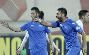 Нину фаворит за мястото на Минев в защитата на Левски