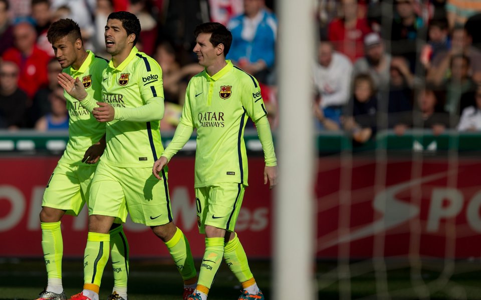 Триото в атаката на Барселона се завръща