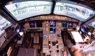 Кабината на разбилия се самолет, снимана на летището в Дюселдорф на 22 март