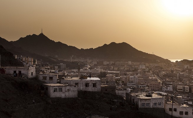 Саудитските ВМС евакуираха десетки дипломати от йеменския град Аден
