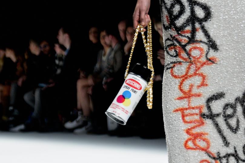 Ревю на Moschino