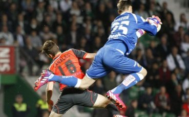 Елче с ценен успех в битката за оцеляване