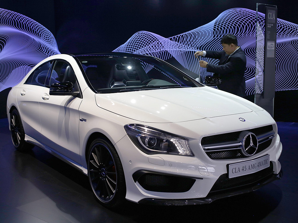 Mercedes-Benz CLA 45 AMG