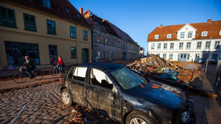 Бури причиниха смърт и сериозни материални щети в Германия