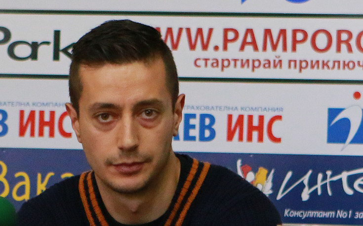 Константинов включи Мартин Божилов в състава на България