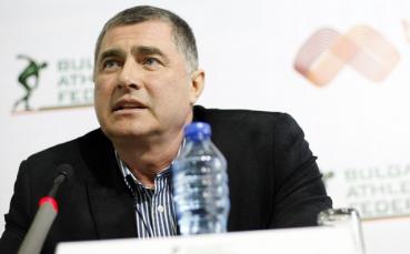 Карамаринов на среща с кандидатите за президент на ИААФ