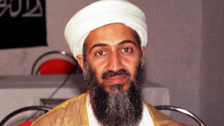 Близки на Осама бин Ладен са били в разбилия се самолет