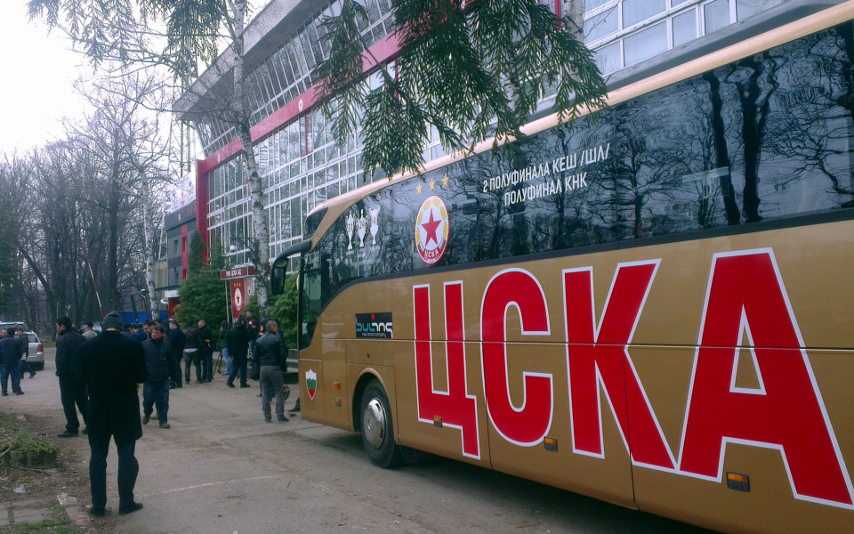 Служителите на ЦСКА си поискаха парите от шефовете с писмо