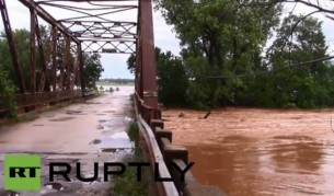 Наводнения взеха живота на най-малко трима души в САЩ