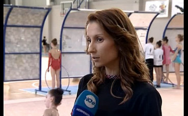 ВИДЕО: Симона Пейчева дава път на талантливи гимнастички