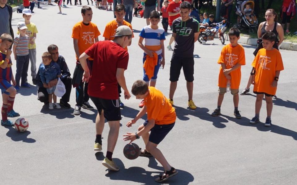 СНИМКИ: Фрийстайл футбол на пълни обороти в Пловдив