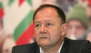 Михаил Миков