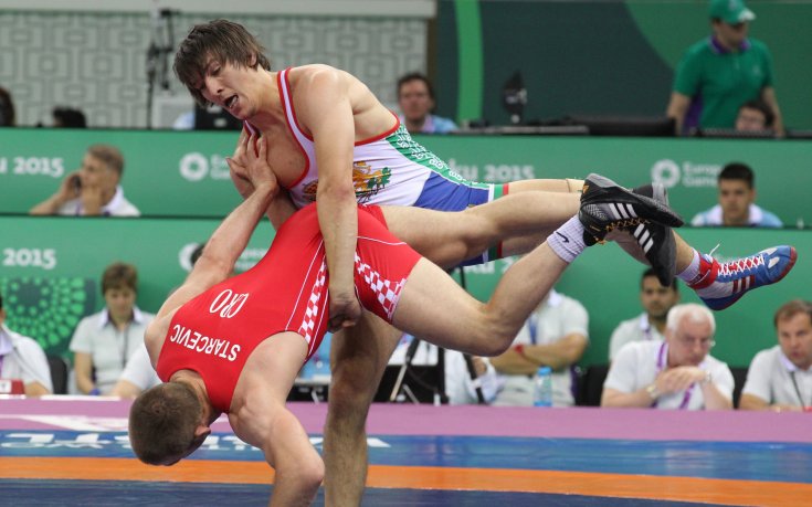 СНИМКИ: Костадинов ще се бори за бронза, Александров - на репешаж