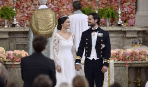 Принц Карл Филип се ожени за бившия модел София