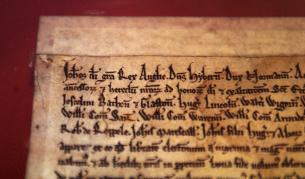 Преди 800 г. един крал призна, че никой не е над закона