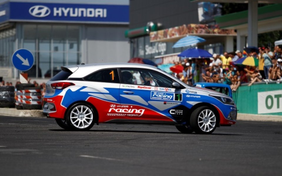Първият кръг от едномарковия шампионат Hyundai Racing Trophy стартира на 27-ми и 28-ми юни