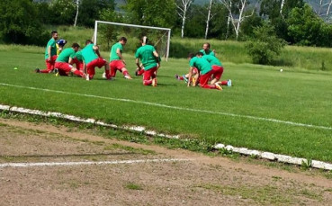 Ботев Ихтиман записа втора победа във В група