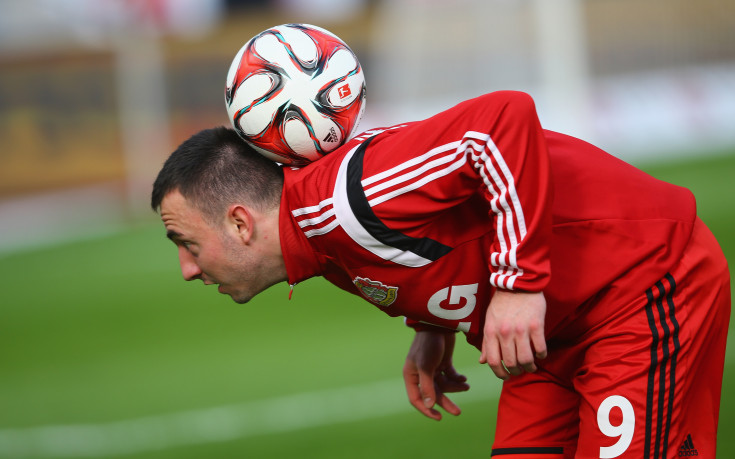 Гладбах привлече нападател на Байер Леверкузен