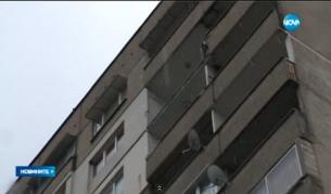 Тераса на блок падна от 14 етаж в Стара Загора
