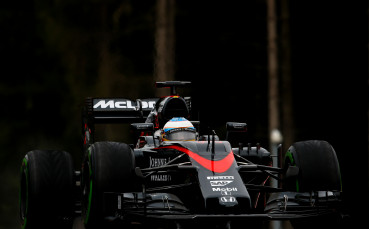 Алонсо очаква болезнена неделя